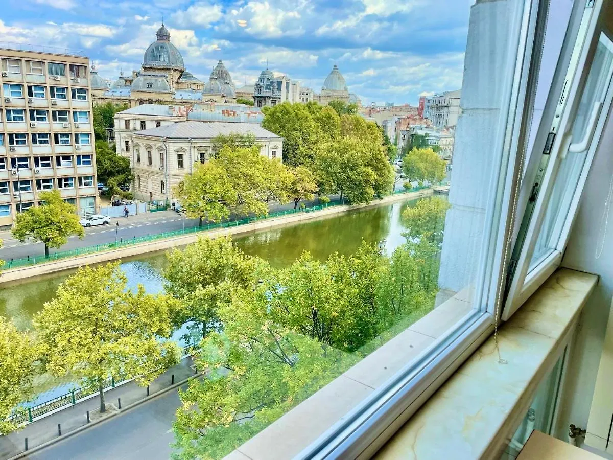 Old City Center River View-4Br-Parliament-Metro-Park Bükreş Daire