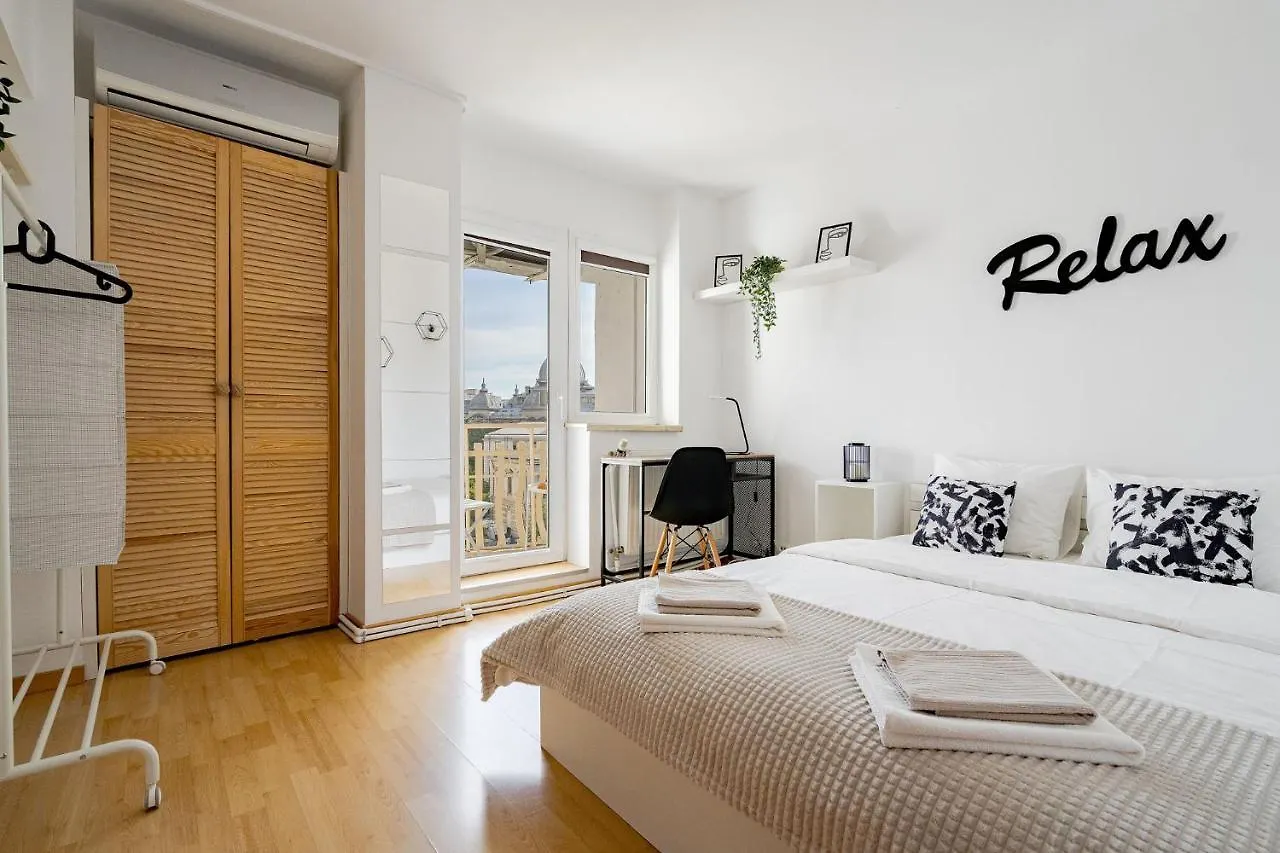 Old City Center River View-4Br-Parliament-Metro-Park Bukareszt Apartament