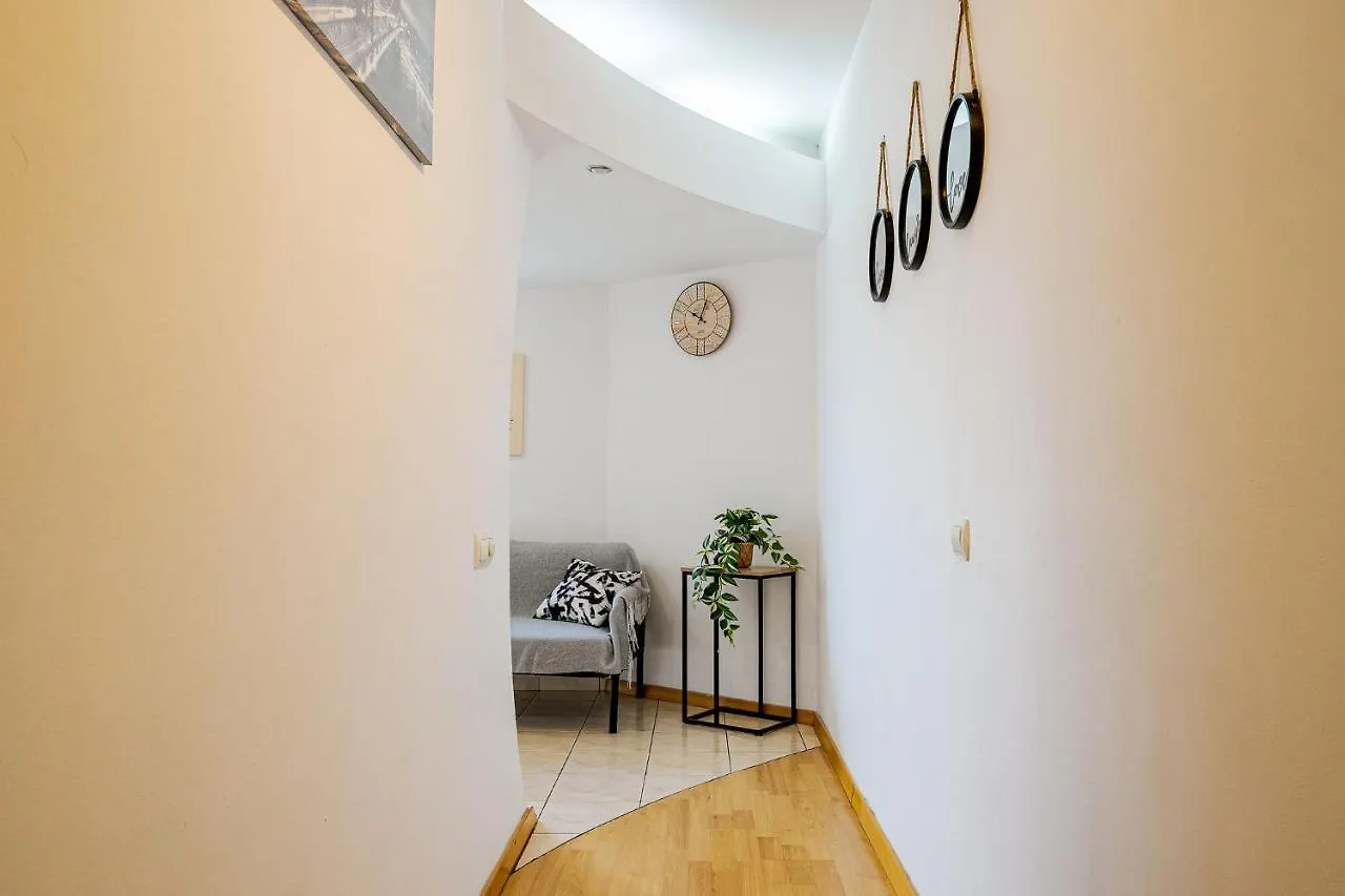 Old City Center River View-4Br-Parliament-Metro-Park Bukareszt Apartament
