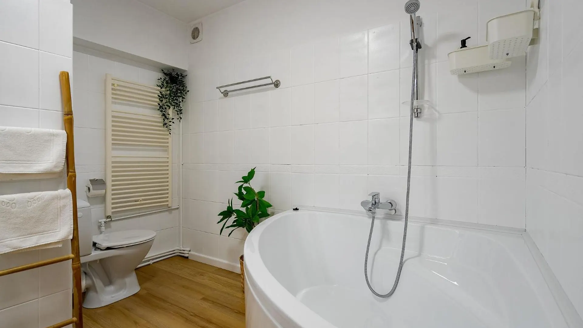 Old City Center River View-4Br-Parliament-Metro-Park Bukareszt Rumunia